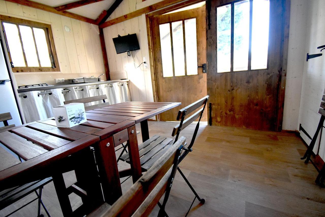 Glamping Terre & Mer Étables Exteriör bild